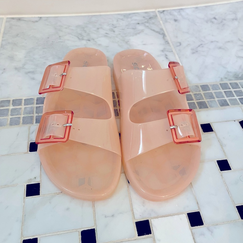 Sandals - Picture 2 of 3